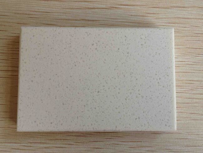 White Sand Color Quartz Stone Countertops 93% Quartz 7% Resin Material